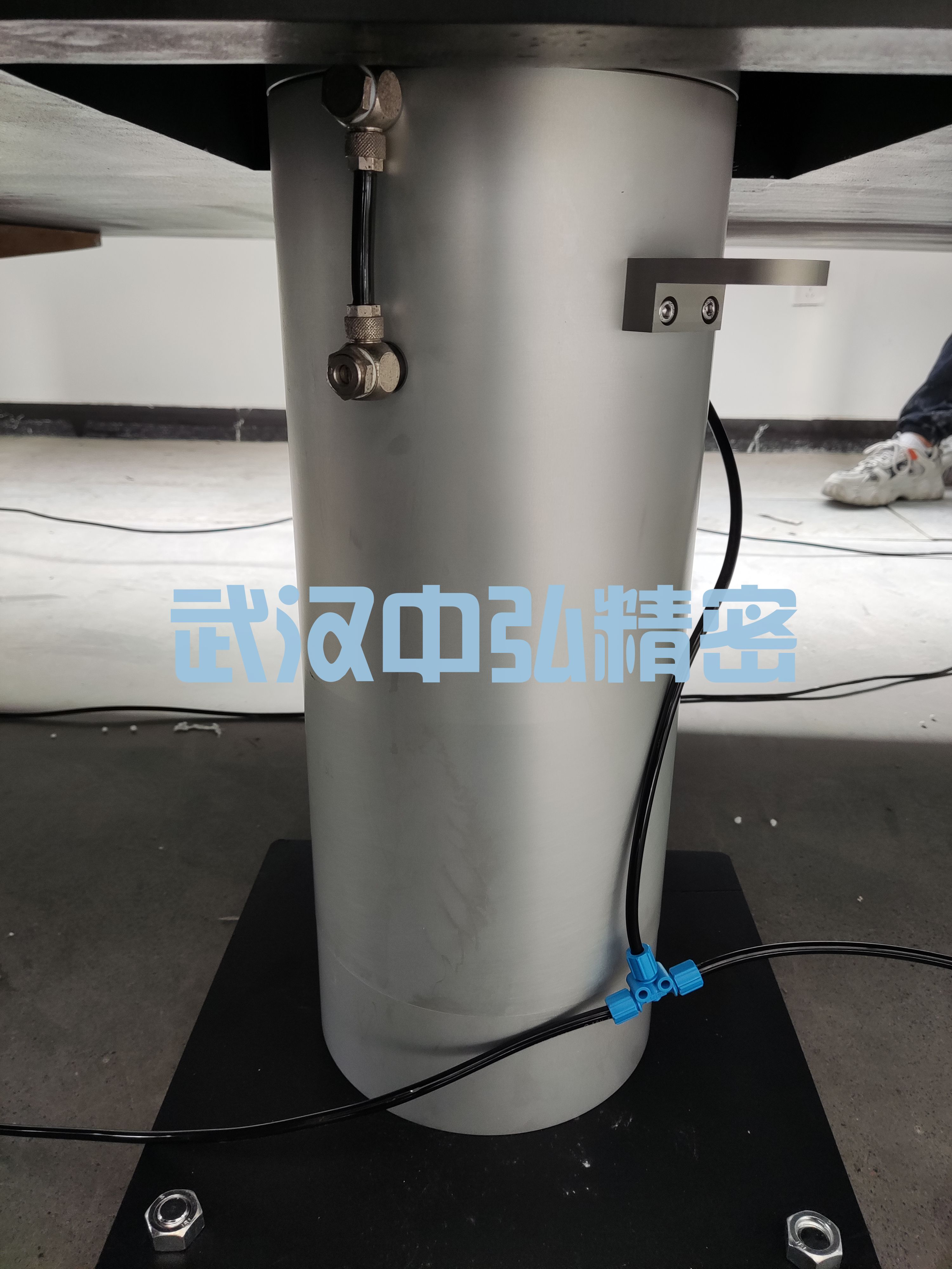 长光小卫星-大承重独立支撑气浮平台(图3) 长光小卫星-大承重独立支撑气浮平台(图3)