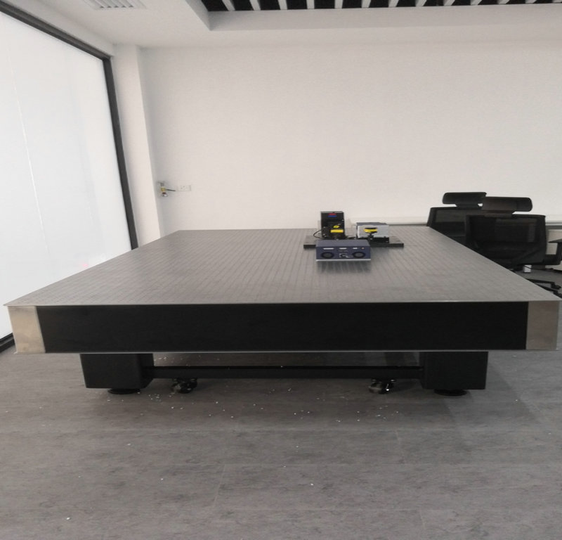 中南智能制造机器人研究所3000*1500气浮光学平台安装(图2)